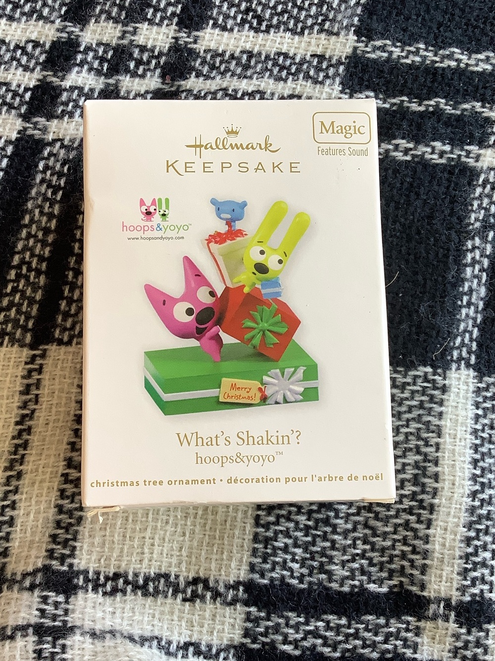 Hoops & yoyo Hallmark ornament 2011